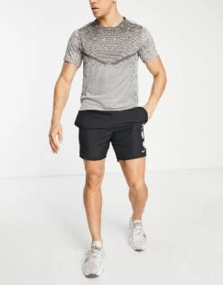 Nike Running Nike Run Division ADV Techknit T-shirt In Stone For Men -Nike Sales Store 201621192 3