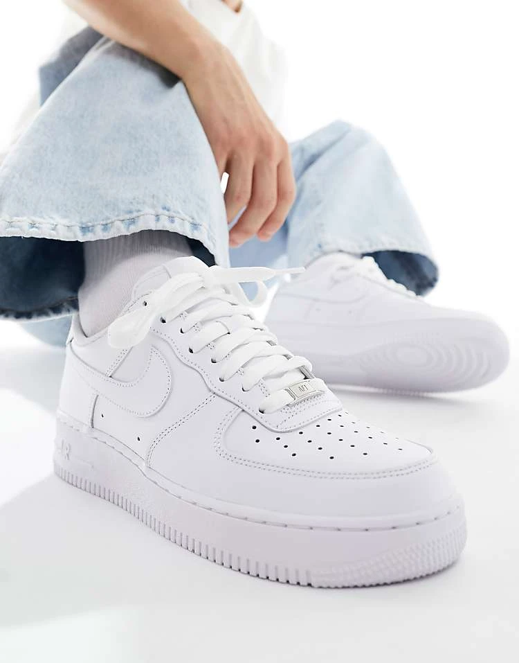 Nike Air Force 1 '07 Trainers In Triple White For Men 7 Nike Air Force 1 '07 Trainers In Triple White For Men - Image 5