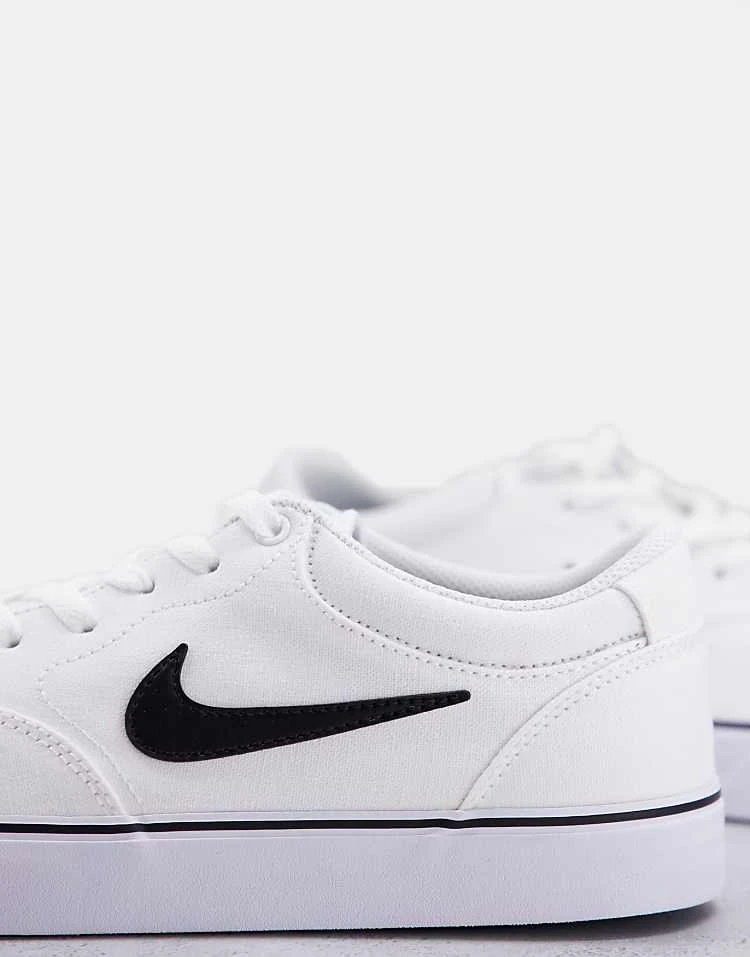Nike SB Chron 2 Canvas Skate Trainers In White For Men 6 Nike SB Chron 2 Canvas Skate Trainers In White For Men - Image 4