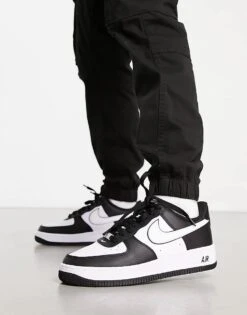 Nike Air Force 1 '07 Trainers In Black And White For Men 10 Nike Air Force 1 '07 Trainers In Black And White For Men -Nike Sales Store 203626628 4