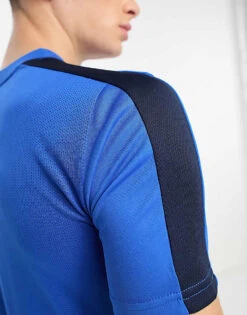 Nike Football Academy 23 T-shirt In Blue For Men -Nike Sales Store 204128192 3