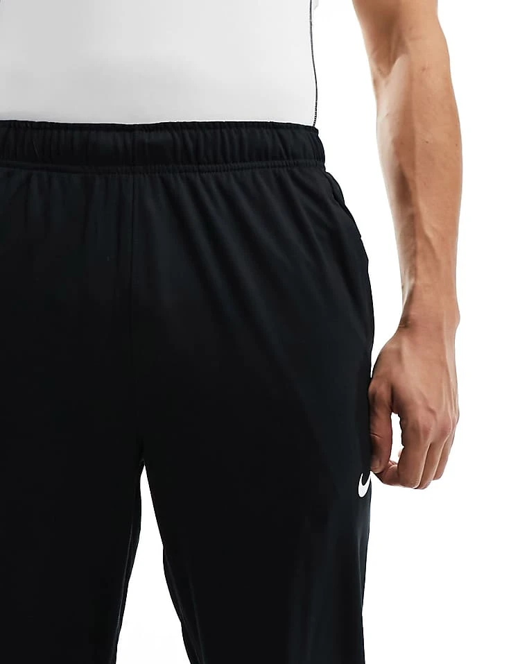 Nike Training Totality Dri-Fit Joggers In Black For Men 7 Nike Training Totality Dri-Fit Joggers In Black For Men - Image 5