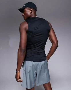 Nike Running Challenger Dri-FIT 2-in-1 7 Inch Shorts In Grey For Men -Nike Sales Store 204579858 3