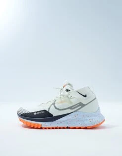 Nike Running ReactX Pegasus Trail 4 GORE-TEX Trainers In Off White And Orange For Men Khaki -Nike Sales Store 204890826 4