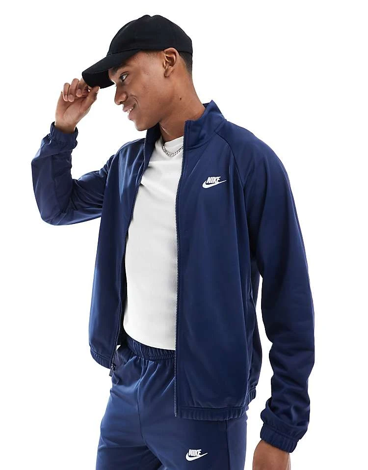 Nike Club Tracksuit In Navy For Men 5 Nike Club Tracksuit In Navy For Men - Image 3
