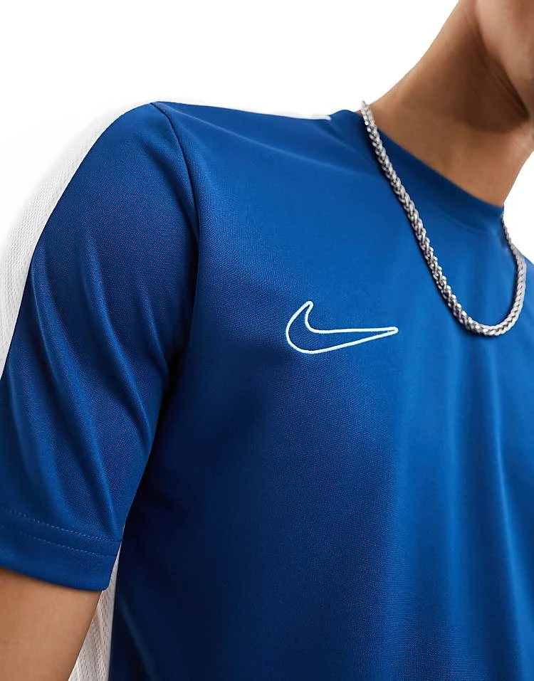 Nike Football Academy Dri-Fit Panelled T-shirt In Blue For Men Mblue 4 Nike Football Academy Dri-Fit Panelled T-shirt In Blue For Men Mblue - Image 2