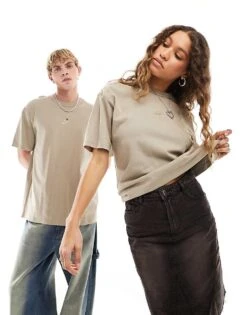 Nike Premium Essentials Unisex Oversized T-shirt In Light Brown For Unisex -Nike Sales Store 205295258 1 brown 1