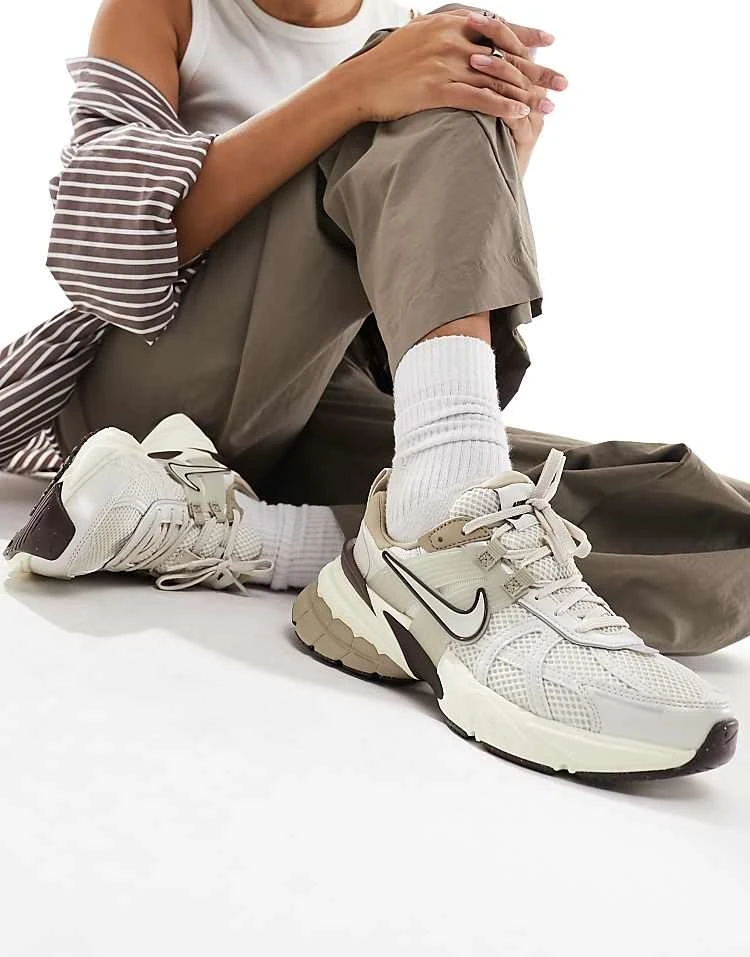 Nike V2K Run Unisex Trainers In Beige Mix For Unisex 3 Nike V2K Run Unisex Trainers In Beige Mix For Unisex