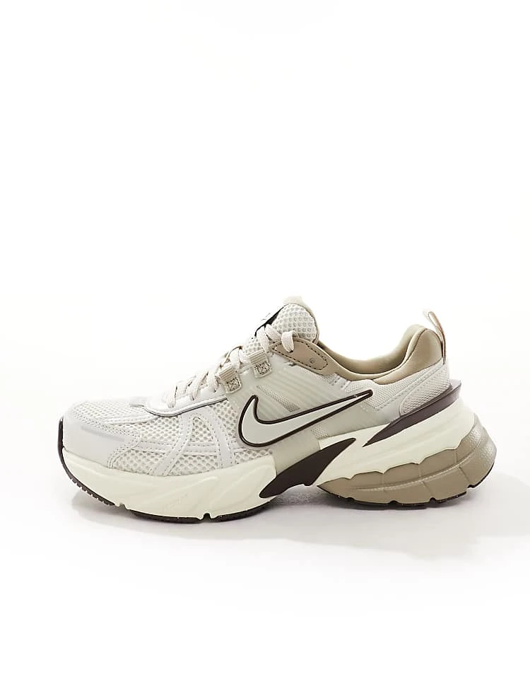 Nike V2K Run Unisex Trainers In Beige Mix For Unisex 4 Nike V2K Run Unisex Trainers In Beige Mix For Unisex - Image 2