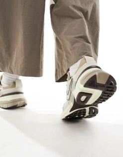 Nike V2K Run Unisex Trainers In Beige Mix For Unisex 10 Nike V2K Run Unisex Trainers In Beige Mix For Unisex -Nike Sales Store 205297329 4