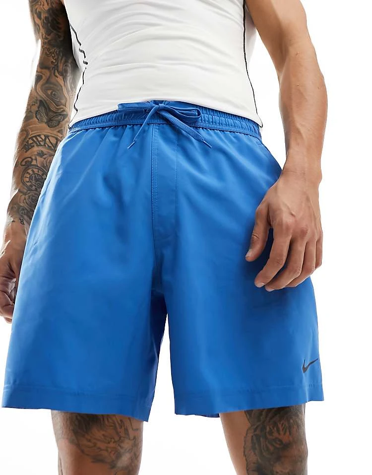 Nike Training Dri-FIT Form Unlined 7 Inch Shorts In Blue For Men Mblue 5 Nike Training Dri-FIT Form Unlined 7 Inch Shorts In Blue For Men Mblue - Image 3