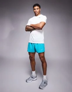 Nike Training Legend Dri-FIT T-shrit In White For Men -Nike Sales Store 205297940 4