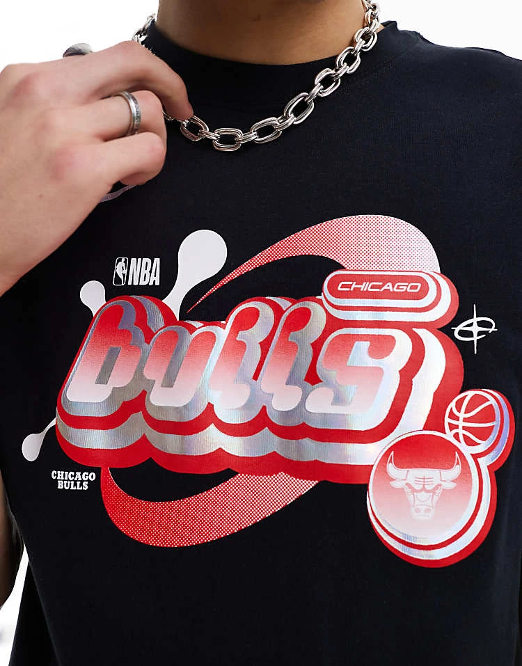 Nike Basketball NBA Unisex Chicago Bulls Graphic T-shirt In Black For Unisex 4 Nike Basketball NBA Unisex Chicago Bulls Graphic T-shirt In Black For Unisex - Image 2