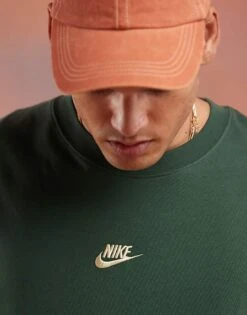 Nike Club Vignette T-shirt In Dark Green For Men -Nike Sales Store 205519141 3