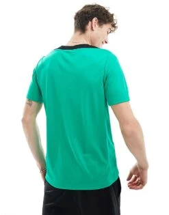 Nike Football Strike T-shirt In Green For Men Mid Green -Nike Sales Store 205604443 4