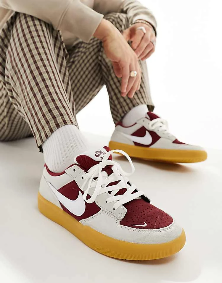 Nike SB Force 58 Trainers In Red And White For Men 8 Nike SB Force 58 Trainers In Red And White For Men - Image 6