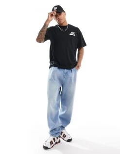 Nike SB Chest Logo T-shirt In Black For Men -Nike Sales Store 205606257 3