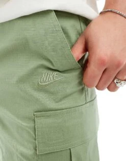 Nike Club Woven Cargo Shorts In Green For Men Mid Green -Nike Sales Store 205608308 3