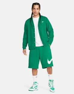 Nike Club Graphic Shorts In Green For Men Mid Green -Nike Sales Store 205608432 4
