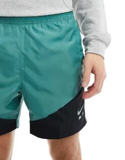 Nike Swoosh Air Woven Shorts In Dark Green For Men -Nike Sales Store 205608677 4