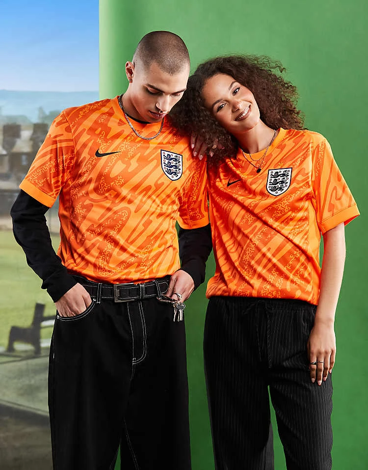 Nike Football Euro 2024 England Stadium Goalkeeper Home Jersey In Orange For Unisex 3 Nike Football Euro 2024 England Stadium Goalkeeper Home Jersey In Orange For Unisex