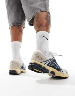 Nike Zoom Vomero 5 Trainers In White And Navy For Men 11 Nike Zoom Vomero 5 Trainers In White And Navy For Men -Nike Sales Store 205615215 4