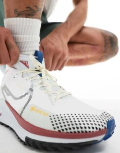 Nike Running ReactX Pegasus Trail 4 GORE-TEX Trainers In White And Red For Men -Nike Sales Store 205616833 3