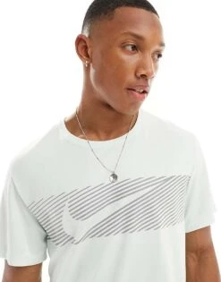 Nike Running Dri-FIT Miler Flash T-shirt In Mint For Men Light Green -Nike Sales Store 205616869 4
