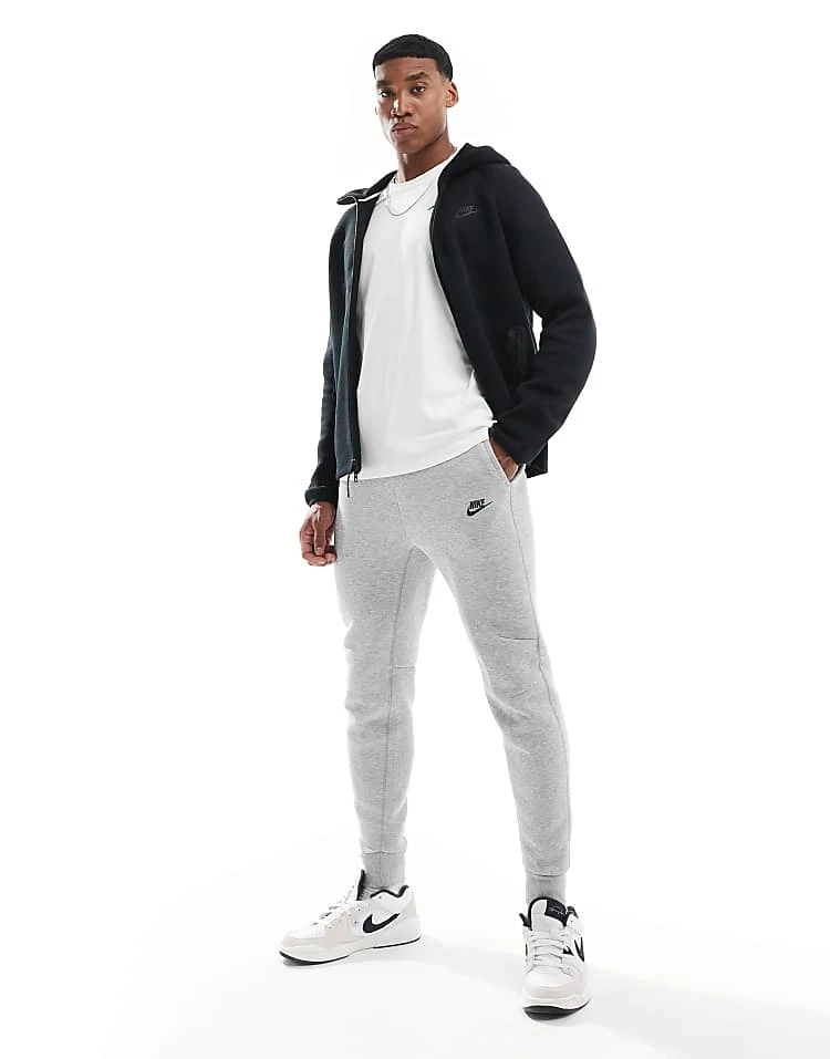 Nike Tech Fleece Joggers In Grey For Men 6 Nike Tech Fleece Joggers In Grey For Men - Image 4