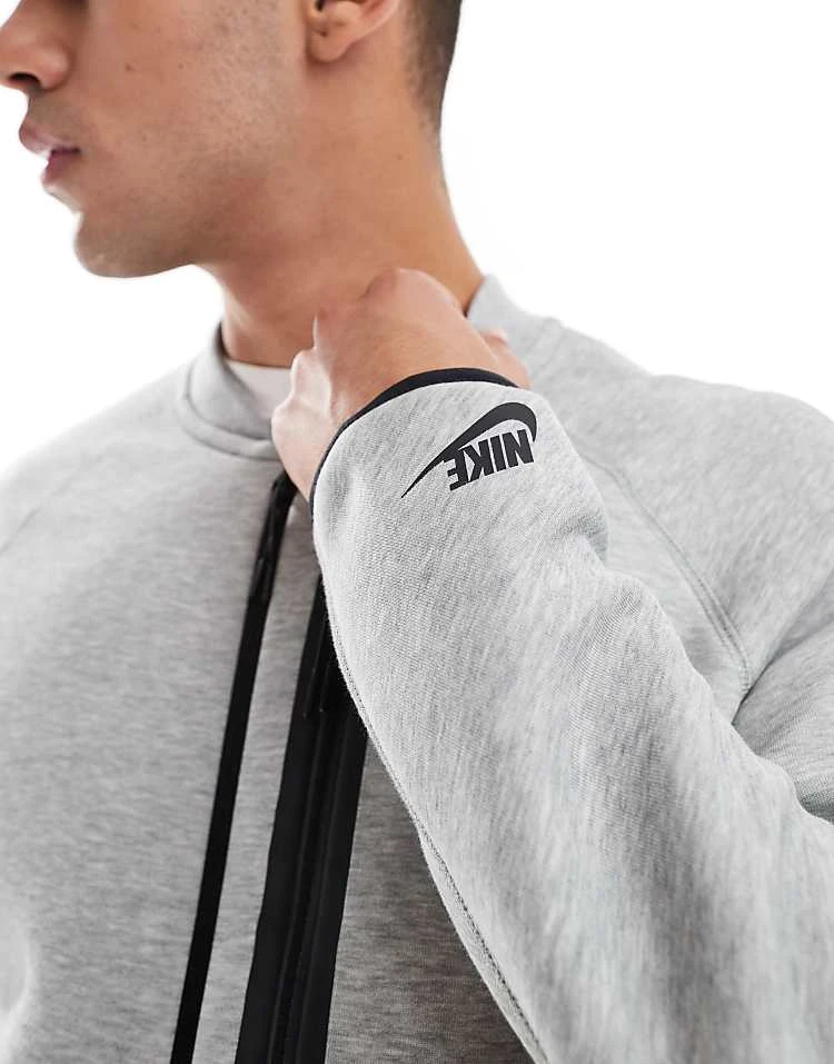 Nike Tech Fleece Sweatshirt In Grey For Men 4 Nike Tech Fleece Sweatshirt In Grey For Men - Image 2