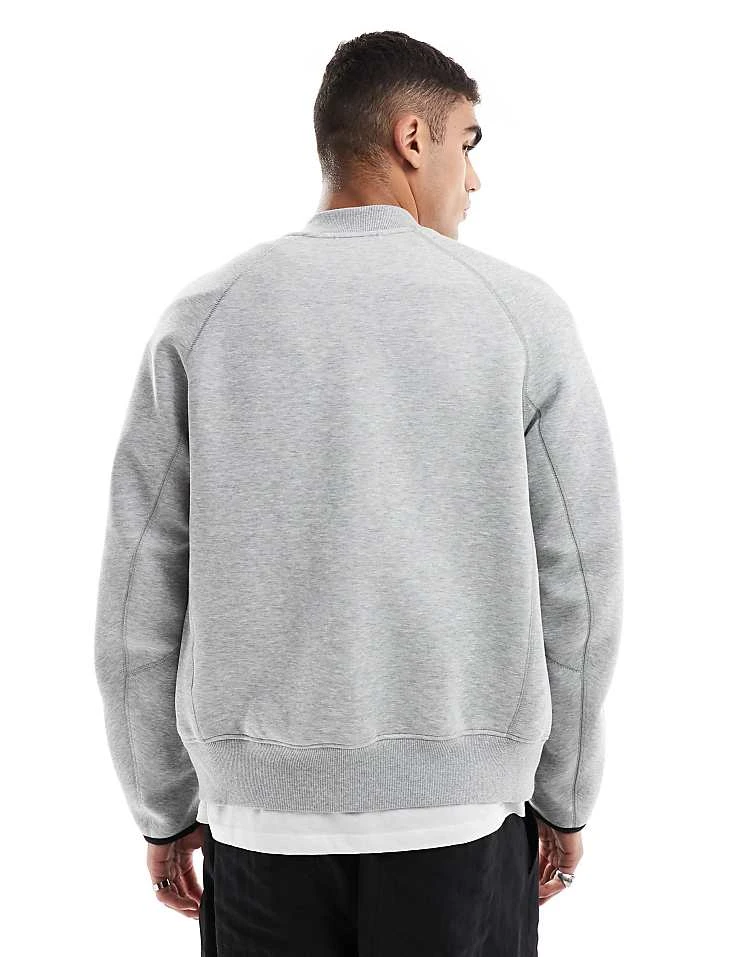 Nike Tech Fleece Sweatshirt In Grey For Men 5 Nike Tech Fleece Sweatshirt In Grey For Men - Image 3