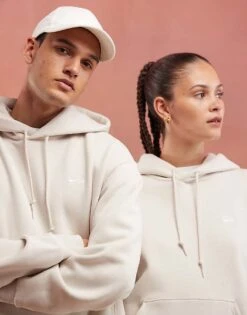 Nike SB Essential Logo Hoodie In Sail For Men Cream