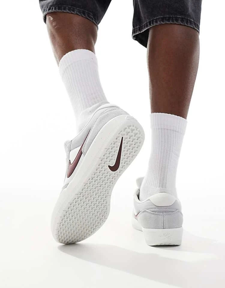 Nike SB Force 58 Trainers In Grey And Red For Men 5 Nike SB Force 58 Trainers In Grey And Red For Men - Image 3