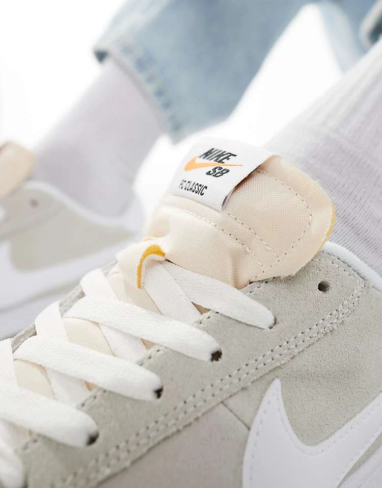Nike SB FC Classic Trainers In Grey And White For Men 5 Nike SB FC Classic Trainers In Grey And White For Men - Image 3
