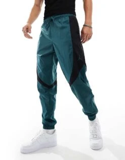 Jordan Sport Jam Warm Up Joggers In Dark Gren For Men Dark Green