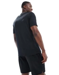 Nike Football Strike T-shirt In Black For Men 10 Nike Football Strike T-shirt In Black For Men -Nike Sales Store 206085891 4