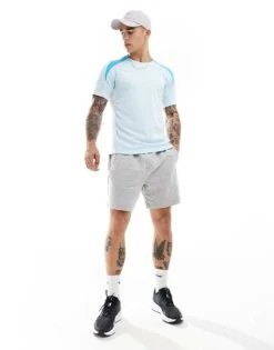 Nike Football Strike T-shirt In Light Blue For Men 9 Nike Football Strike T-shirt In Light Blue For Men -Nike Sales Store 206085939 3