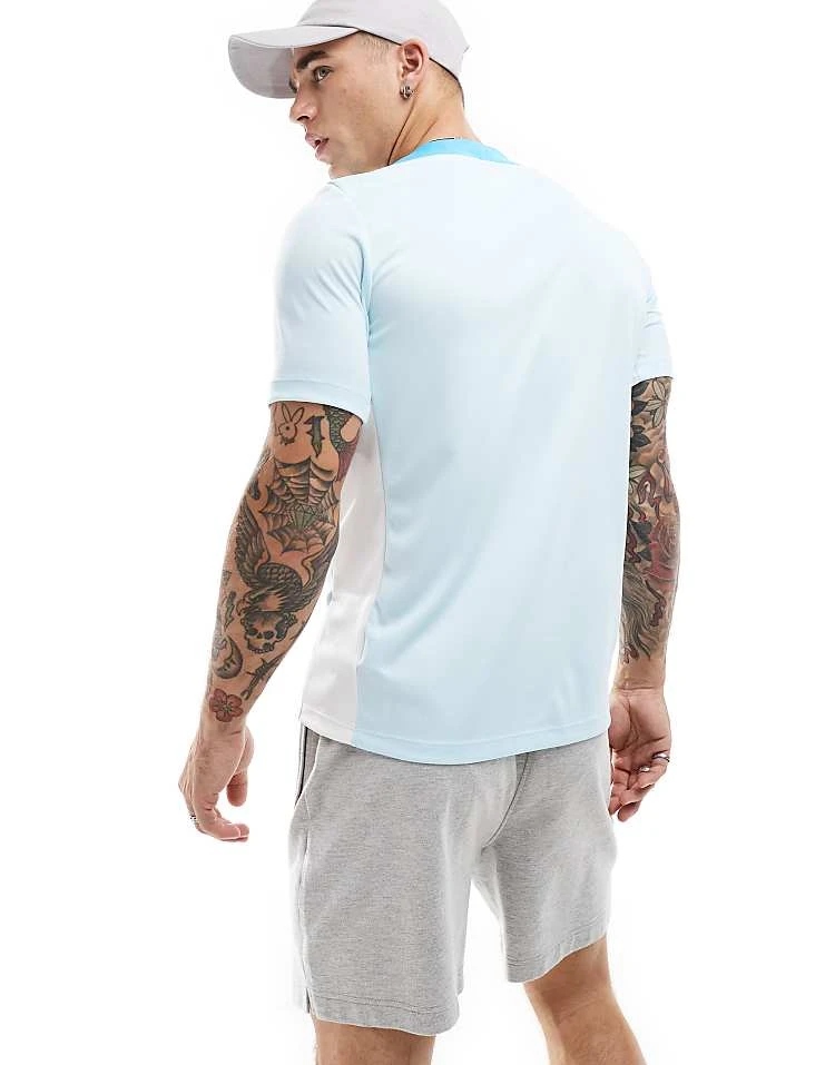 Nike Football Strike T-shirt In Light Blue For Men 6 Nike Football Strike T-shirt In Light Blue For Men - Image 4