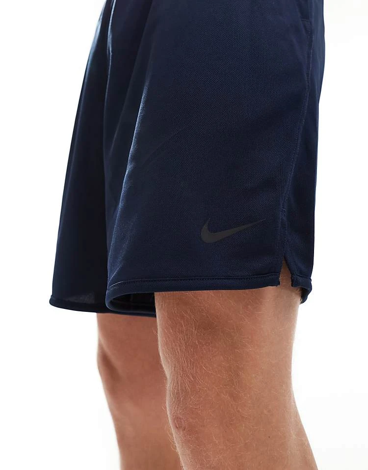 Nike Training Totality Dri-FIT Knitted 7 Inch Shorts In Navy For Men 6 Nike Training Totality Dri-FIT Knitted 7 Inch Shorts In Navy For Men - Image 4