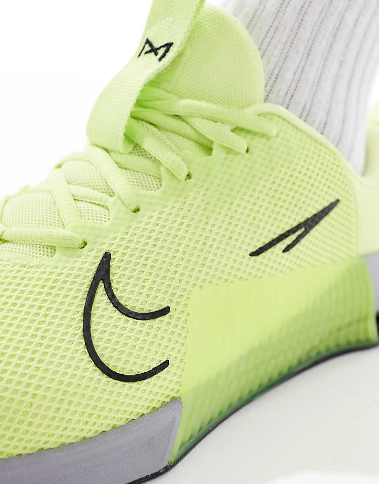 Nike Training Metcon 9 Trainers In Yellow For Men 5 Nike Training Metcon 9 Trainers In Yellow For Men - Image 3