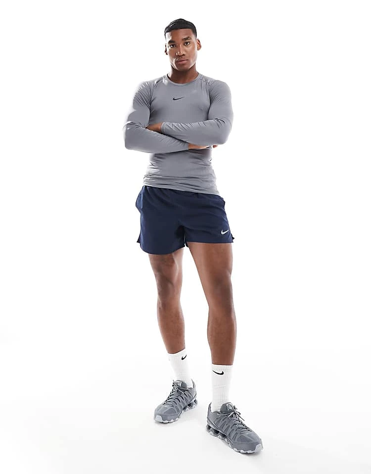 Nike Training Nike Pro Training Dri-FIT Muscle Fit Long Sleeve Top In Dark Grey For Men Charcoal 4 Nike Training Nike Pro Training Dri-FIT Muscle Fit Long Sleeve Top In Dark Grey For Men Charcoal - Image 2