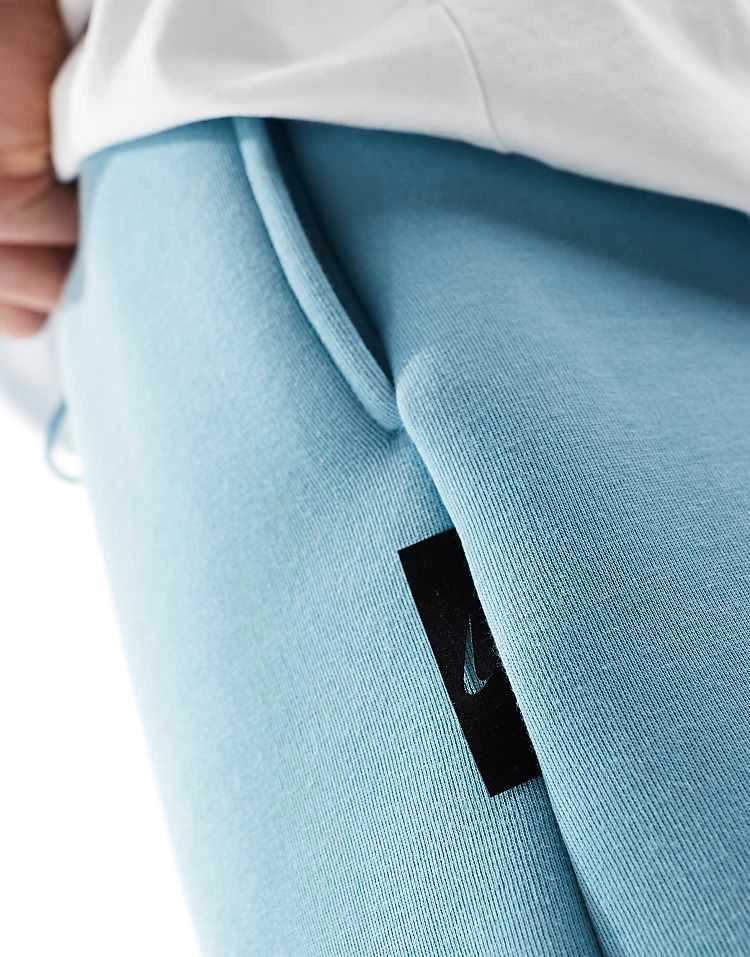 Nike Tech Fleece Reimagined Oversized Shorts In Light Blue For Men Mid Blue 5 Nike Tech Fleece Reimagined Oversized Shorts In Light Blue For Men Mid Blue - Image 3