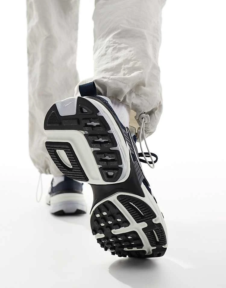 Nike V2K Run Trainers In Navy For Men 5 Nike V2K Run Trainers In Navy For Men - Image 3