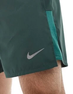 Nike Running Challenger Dri-FIT 5 Inch Shorts In Dark Green For Men Dgreen 10 Nike Running Challenger Dri-FIT 5 Inch Shorts In Dark Green For Men Dgreen -Nike Sales Store 206103119 3