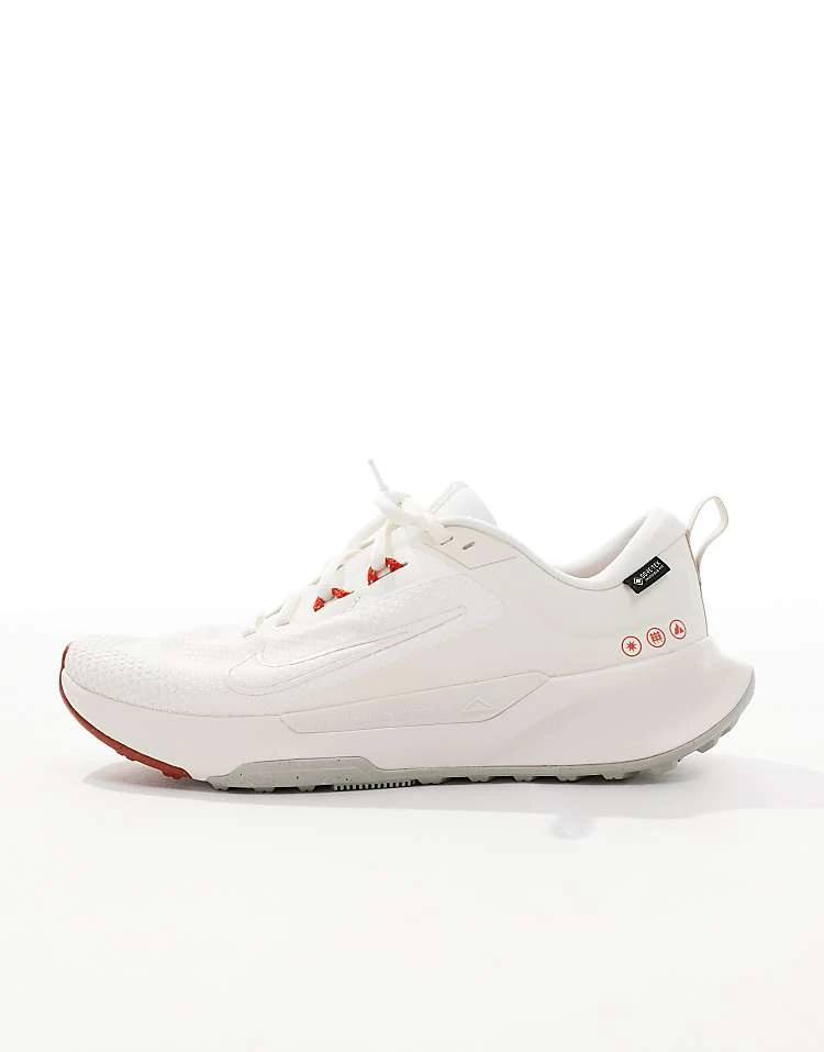Nike Running Juniper Trail 2 GORE-TEX Trainers In White And Red For Men 4 Nike Running Juniper Trail 2 GORE-TEX Trainers In White And Red For Men - Image 2