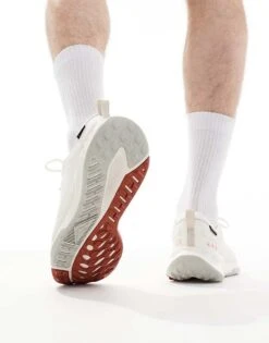 Nike Running Juniper Trail 2 GORE-TEX Trainers In White And Red For Men 10 Nike Running Juniper Trail 2 GORE-TEX Trainers In White And Red For Men -Nike Sales Store 206103476 3