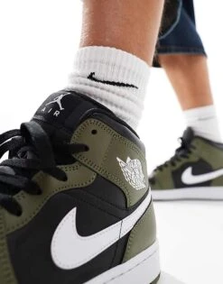 Nike Air Jordan 1 Mid Trainers In Black, Olive And White - MGREEN For Men Mid Green -Nike Sales Store 206610352 4
