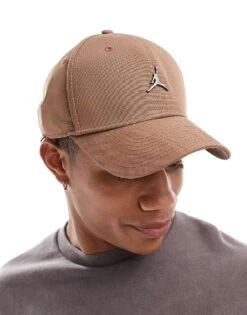 Jordan Rise Cap In Brown For Men