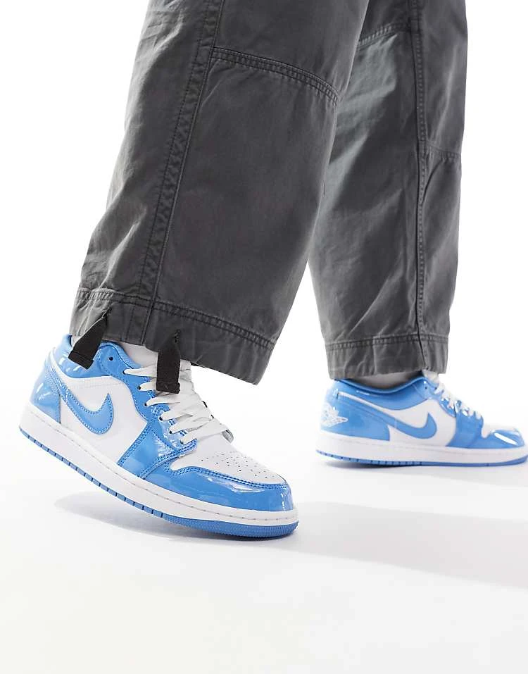Nike Air Jordan 1 Low SE Trainers In White And Blue For Men Light Blue 3 Nike Air Jordan 1 Low SE Trainers In White And Blue For Men Light Blue