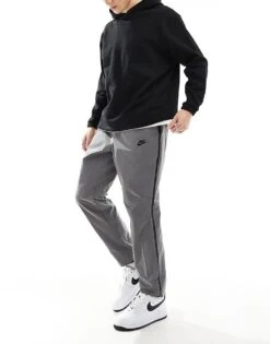 HO24 NIKE TECH WOVEN CO-ORD 9 HO24 NIKE TECH WOVEN CO-ORD -Nike Sales Store 206615474 1 silver 1